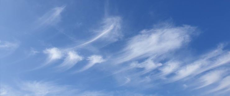 Cirrus clouds. Posted by Cumbrian Snowman