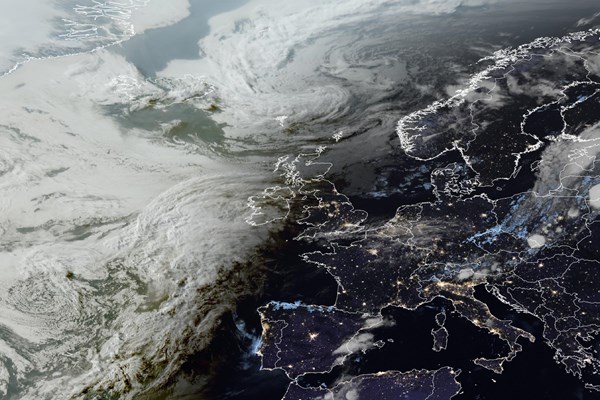 Latest EUMETSAT GeoColour satellite image of the UK and Europe