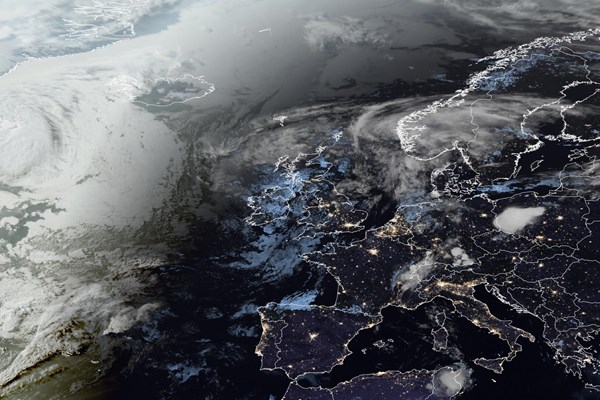 Latest EUMETSAT GeoColour satellite image of the UK and Europe