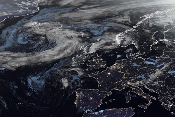 Latest EUMETSAT GeoColour satellite image of the UK and Europe
