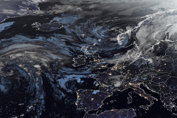 Latest EUMETSAT GeoColour satellite image of the UK and Europe