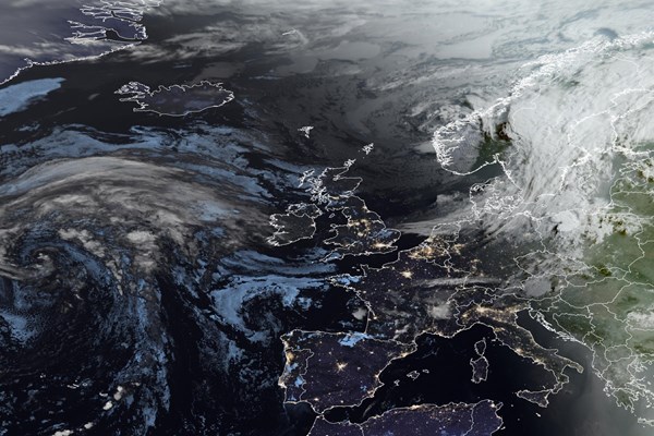 Latest EUMETSAT GeoColour satellite image of the UK and Europe