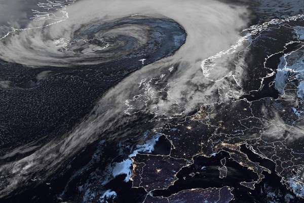 Latest EUMETSAT GeoColour satellite image of the UK and Europe