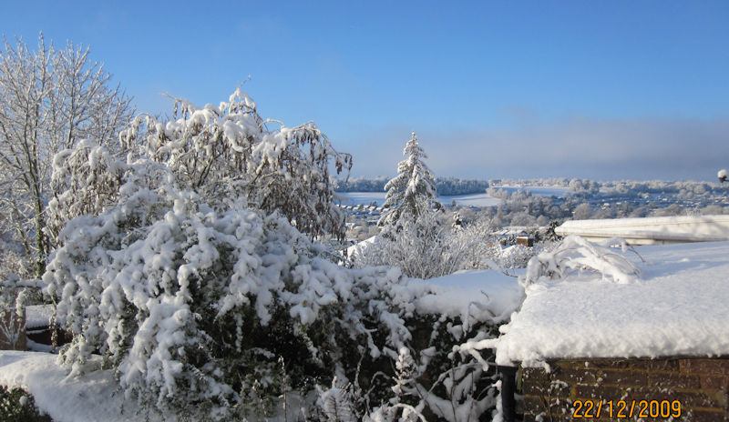 Snow and sunshine in the Chilterns