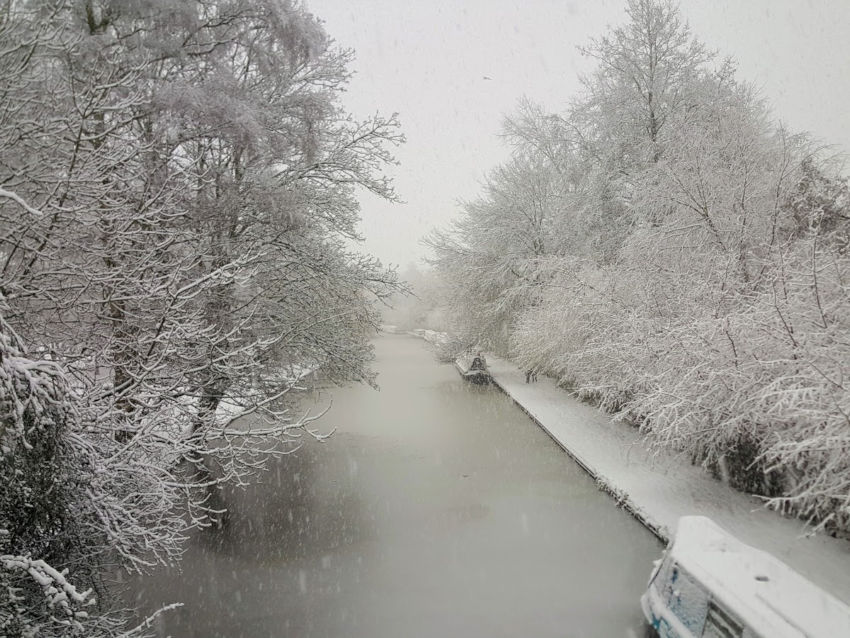 A wintry looking Grand Union canal which runs through Berkhamsted