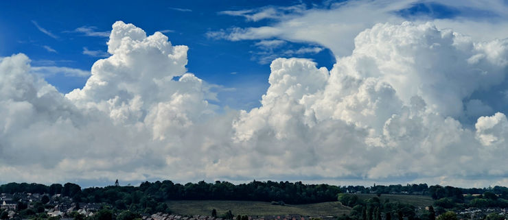 Summer cloud
