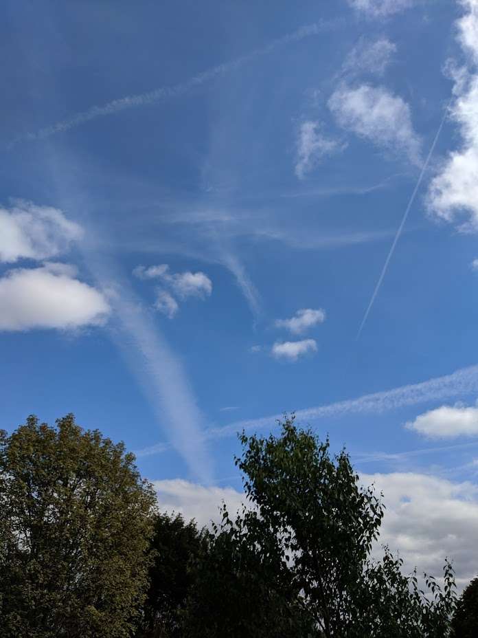 Berkhamsted, Hertfordshire, Max temp 19.9C. Despite the photo it was often overcast....