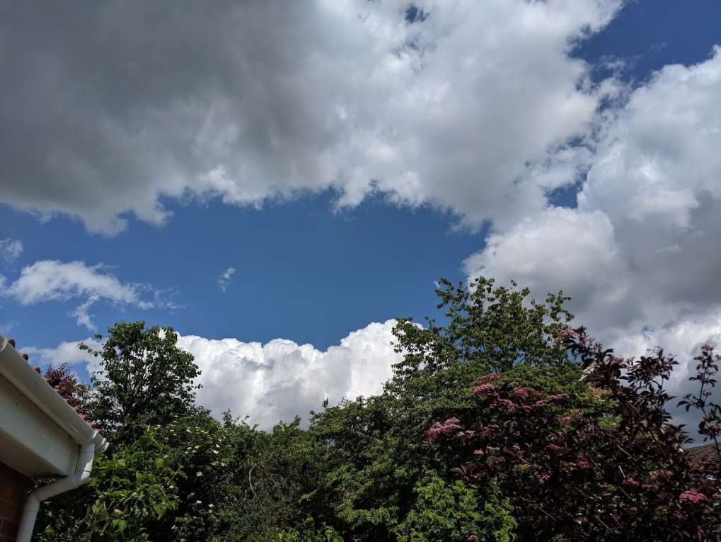 Berkhamsted, Hertfordshire, Max temp 19.3C. Often sunny ....