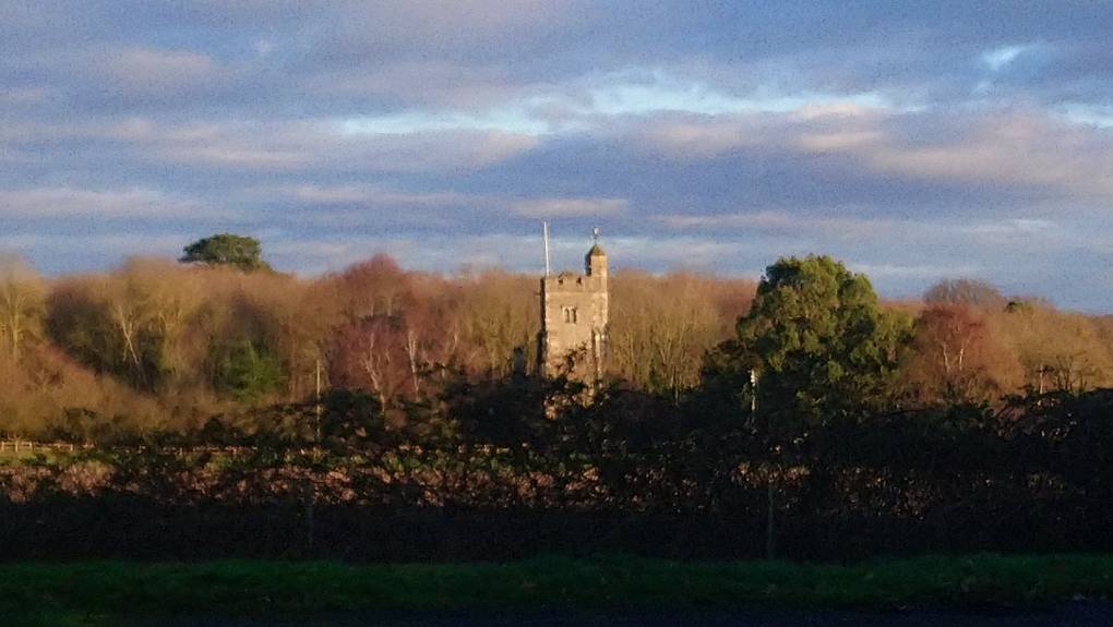 Ryarsh, Kent, After a sunny day cloud arriving...