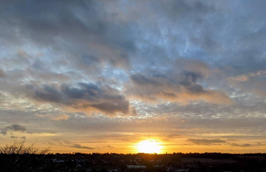 Berkhamsted, Hertfordshire, The sun begins to set...