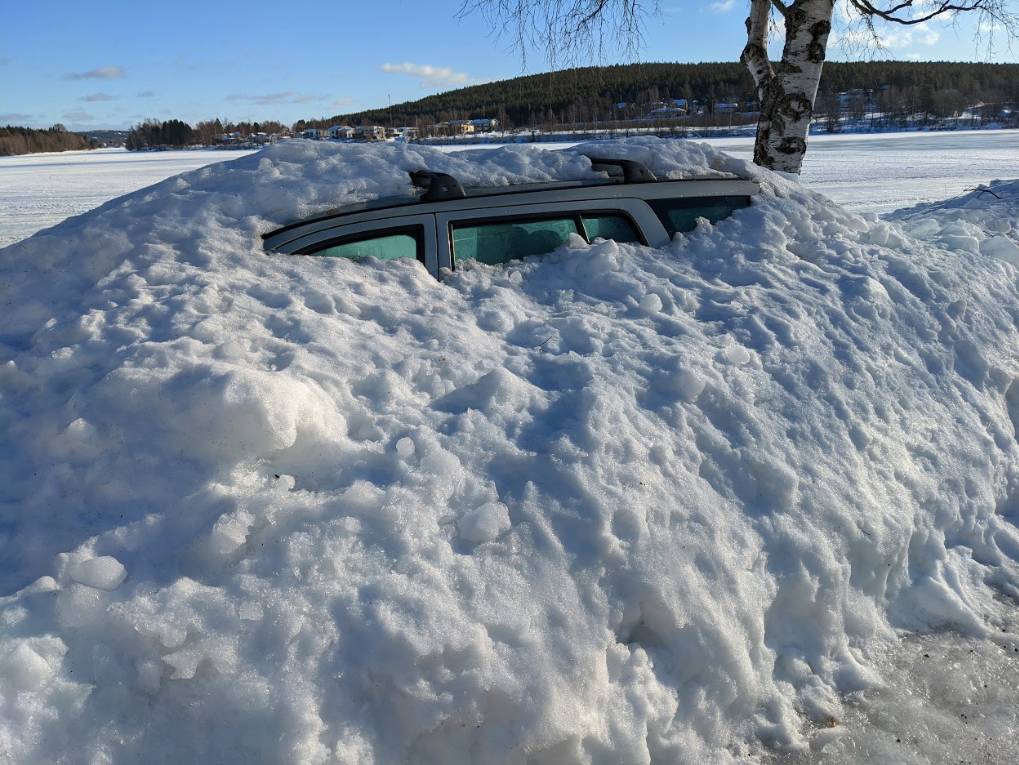 Rovaniemi, , Car buried in the snow...