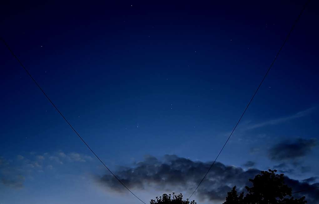 Berkhamsted, Hertfordshire, Comet Neowise visible just below and to left of centre....