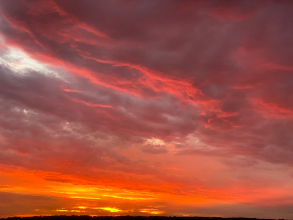 Hemel Hempstead, Herts, Sunset tonight ...