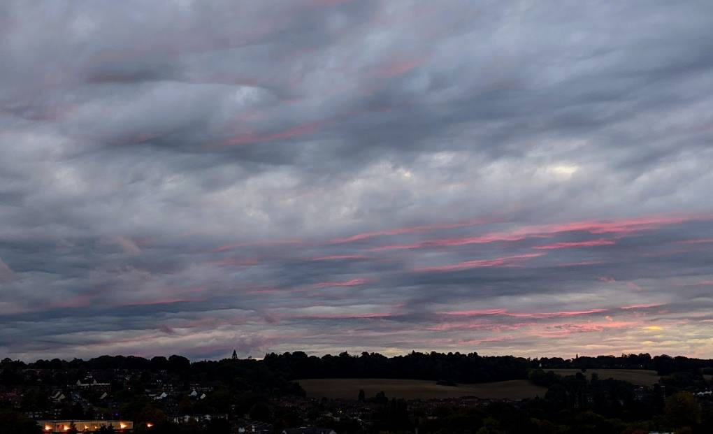Berkhamsted, Hertfordshire, Sky briefly turned red. ...