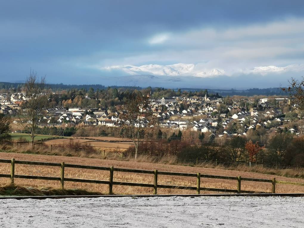 Auchterarder, , White at height with a skiff here...
