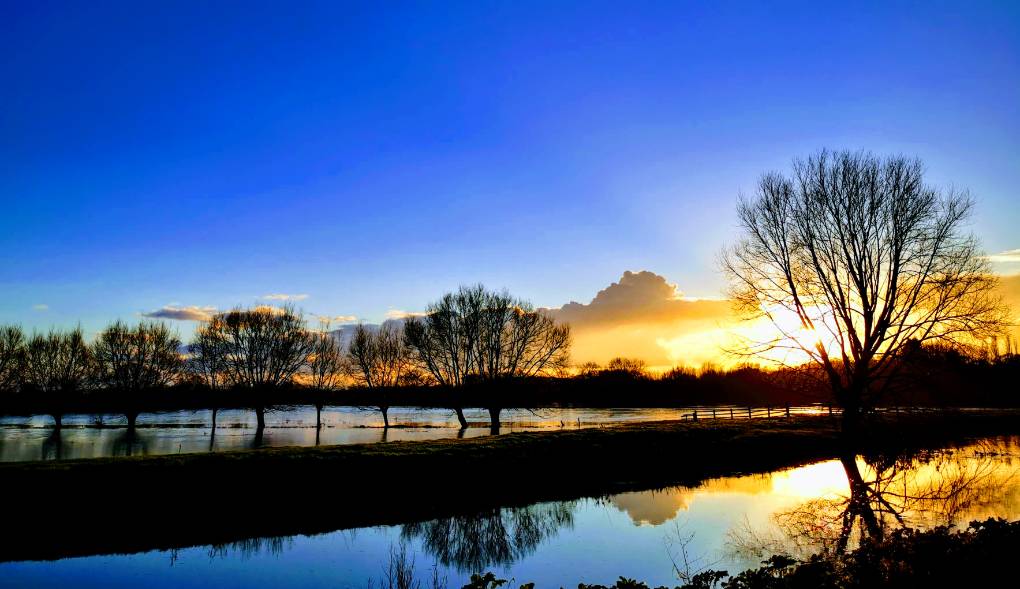 Langport, Somerset, River Parrett sunset & flooding ...