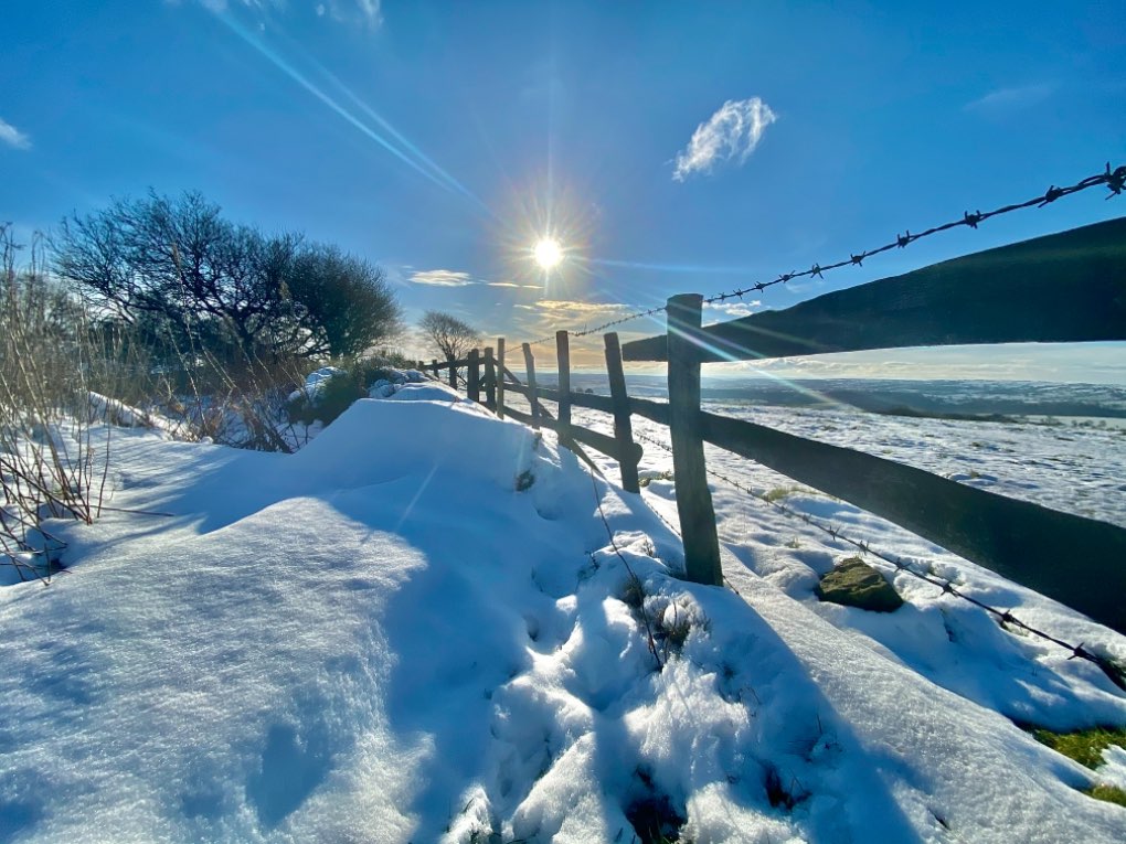 leek, staffordshire, Still snow on Gun hill.....
