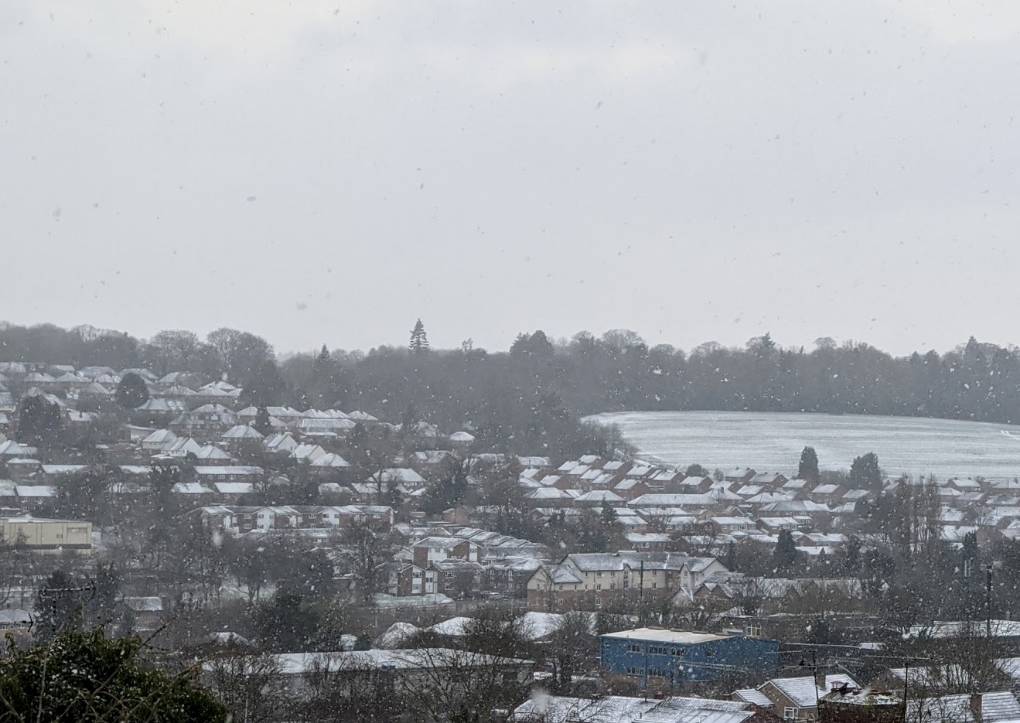 Berkhamsted, Herts, Light to moderate snow for much of the day but accumulations limited...