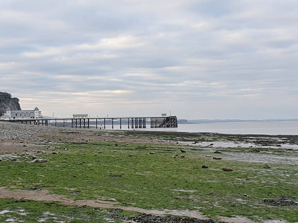 Penarth Pier low tide, Vale of Glamorgan, Spring is coming ...