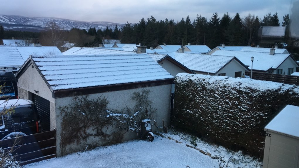 Grantown on Spey, , Skiff of snow overnight....