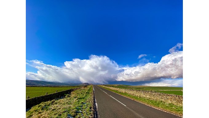 Heavy wintry showers incoming. Posted by toppiker60