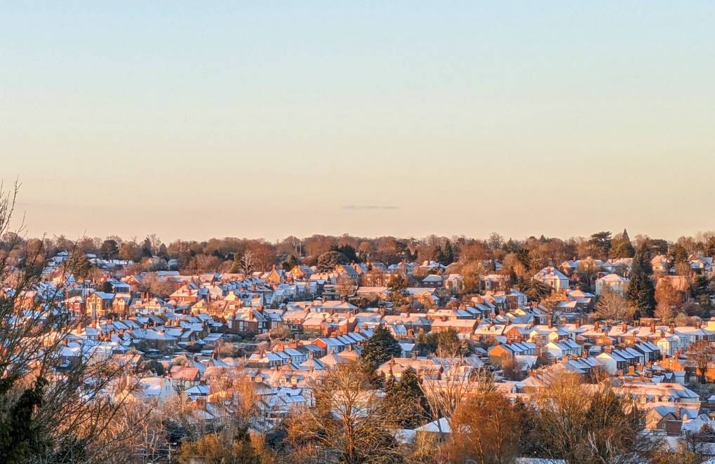 Berkhamsted, Herts, Winter returns to the home counties...