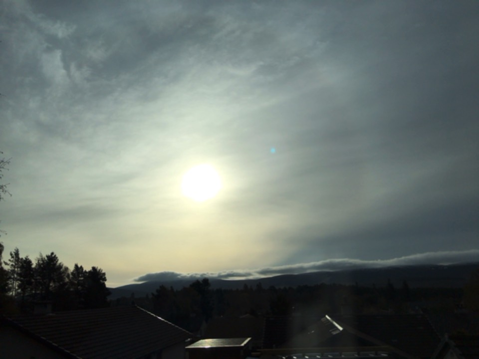 Grantown on Spey, , Another halo day. ...