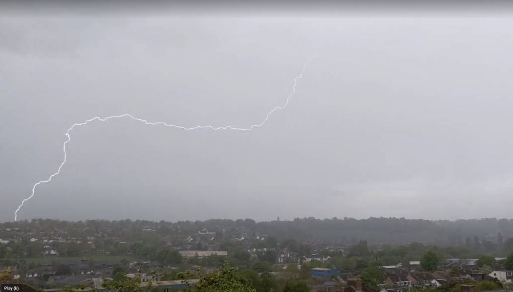 Berkhamsted, Herts, Lightning strike...