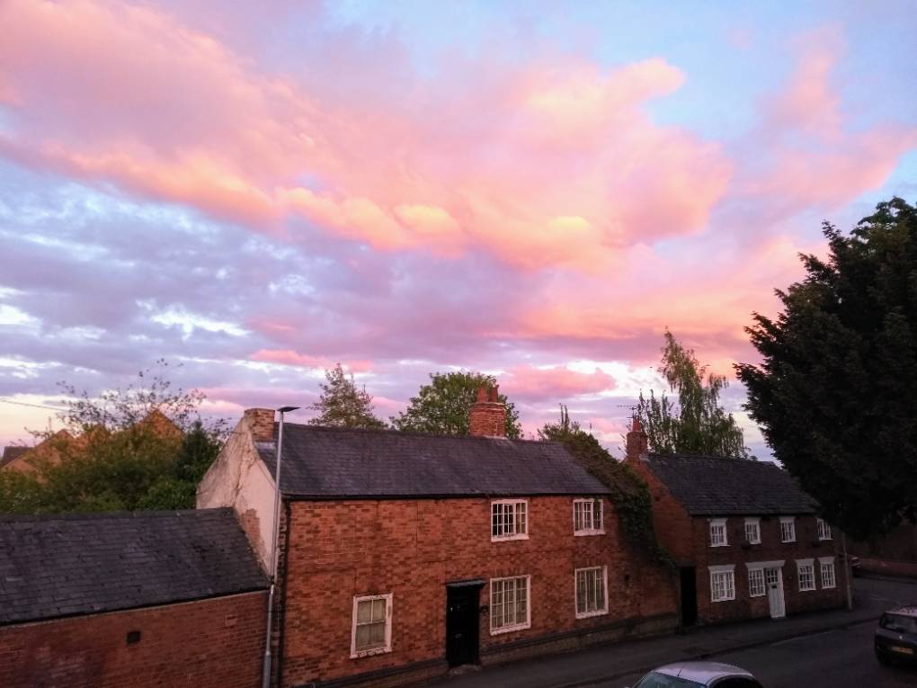 Syston, Leics, Fine evening sky in Leicestershire...