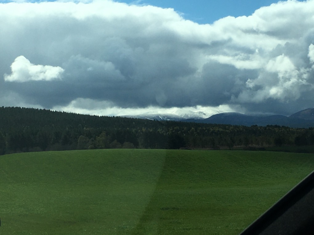 Grantown-On-Spey, , Fresh snow on the Cairngorms ...