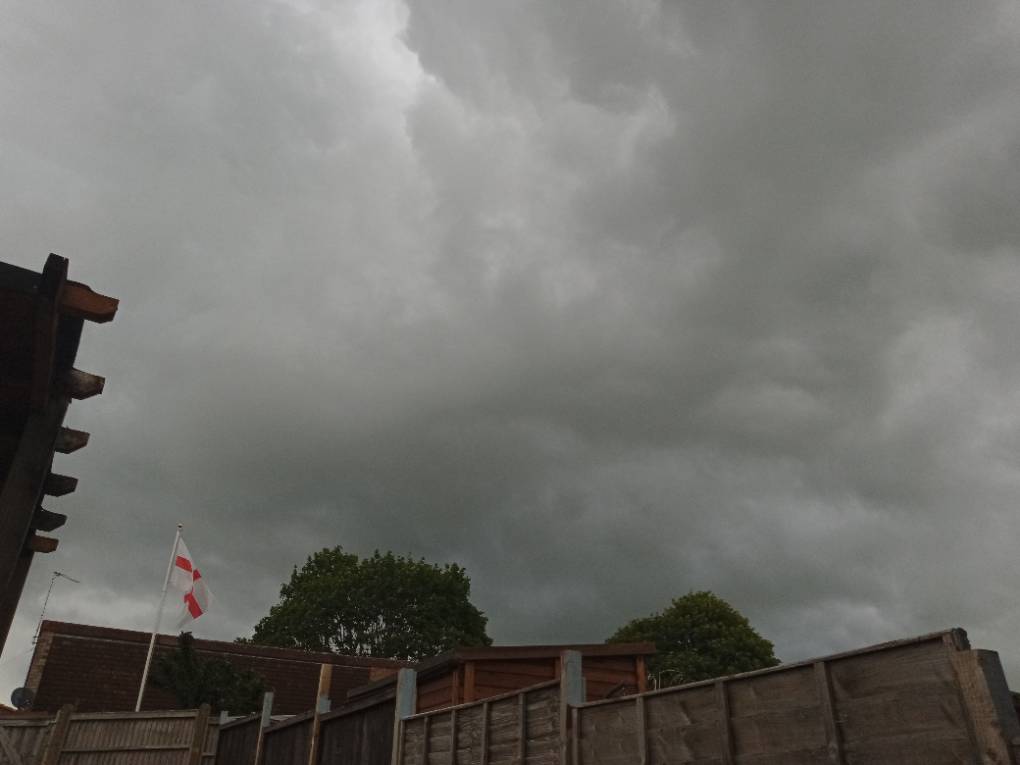 Bridgwater, Somerset, Developing Thunderstorm...