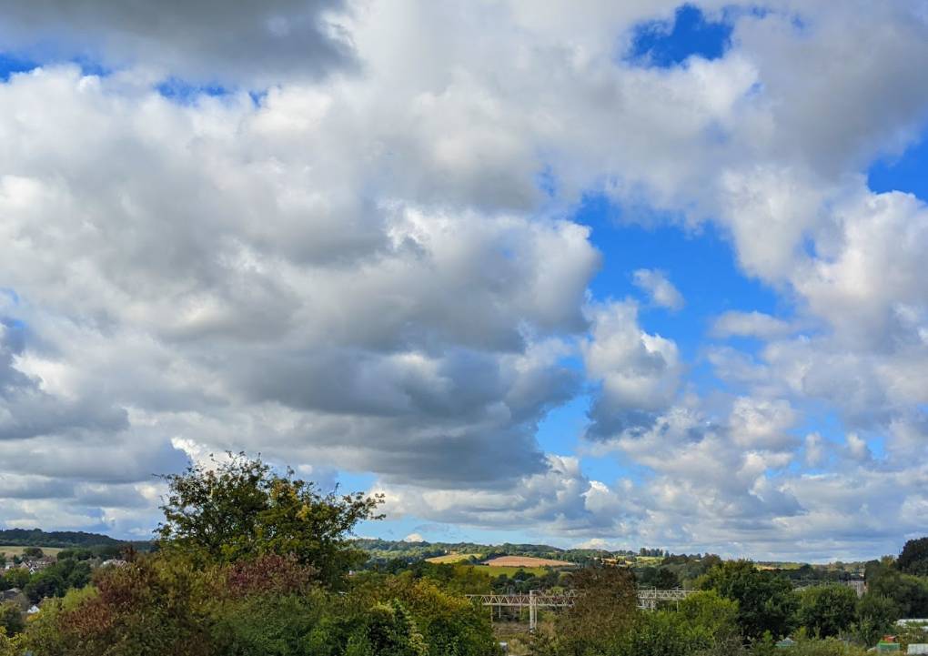 Fair autumnal weather Berkhamsted, Herts,, sent by brian gaze