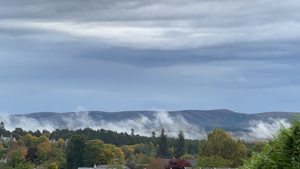 Grantown on Spey, Highlands, Mist rising from the river ...