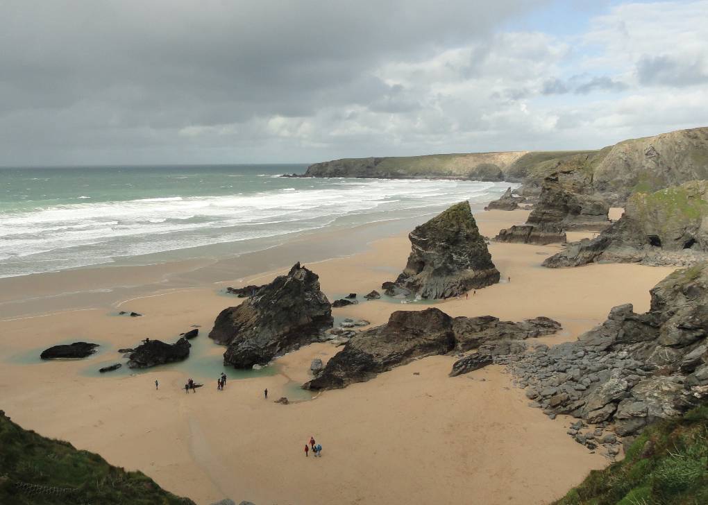 Newquay, Cornwall, Bedruthan / Carnewas (NT) N Cornwall coast, uncertain weather, 22 Oct '17 ...