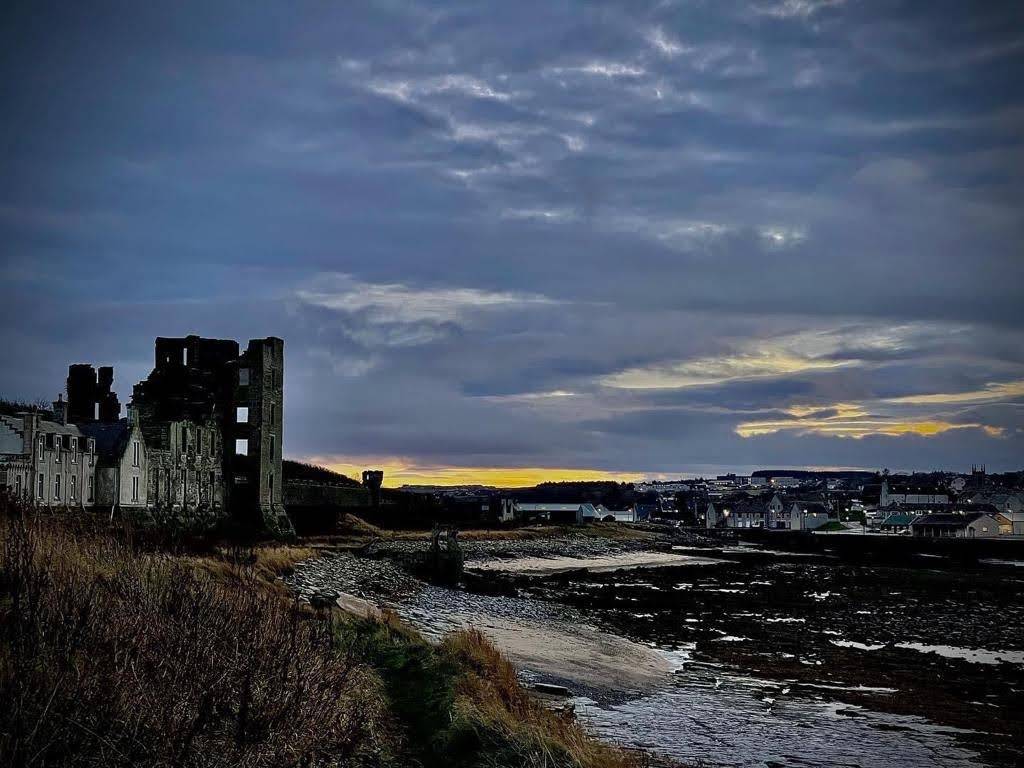 Thurso, Highland, Wild Scottish winter ...