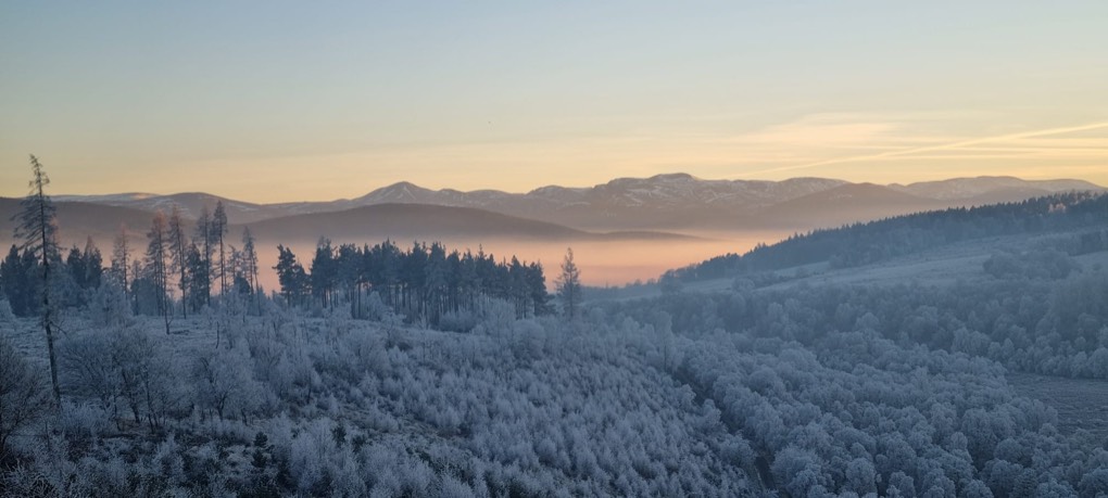 Grantown on Spey, Scottish Highlands, Inversion in the valley, Cairngorm clear! ...