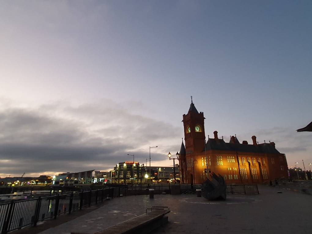 Cardiff Bay, Cardiff, Pierhead Building, sunset...