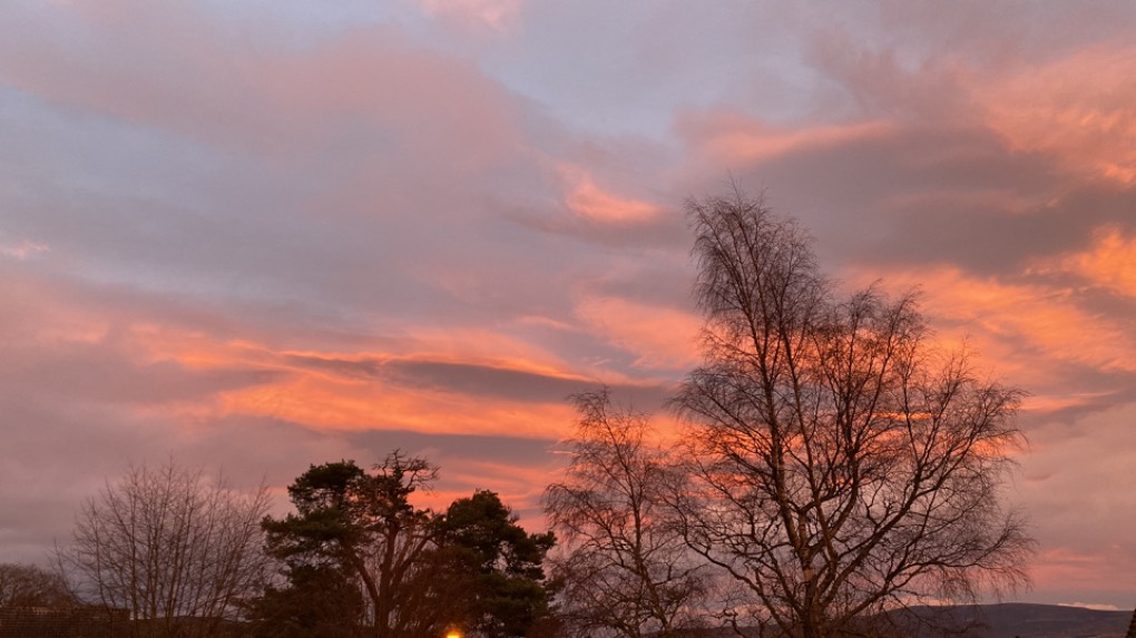 Grantown on Spey, Scottish Highlands, Nice clouds tonight ...