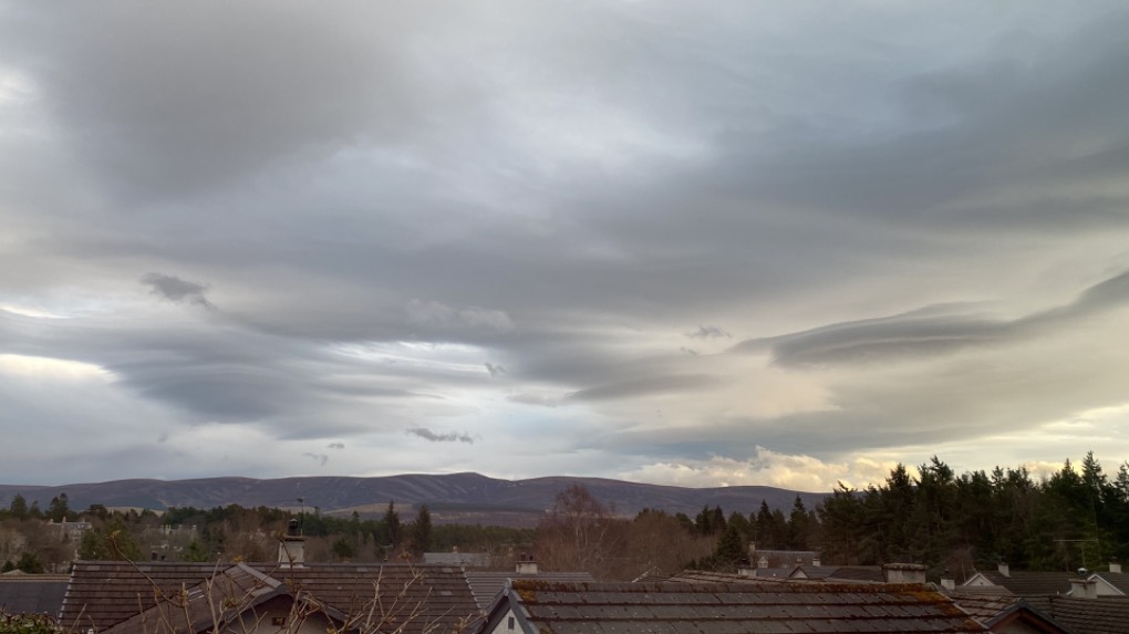 Grantown on Spey, Highlands, Nice clouds! ...