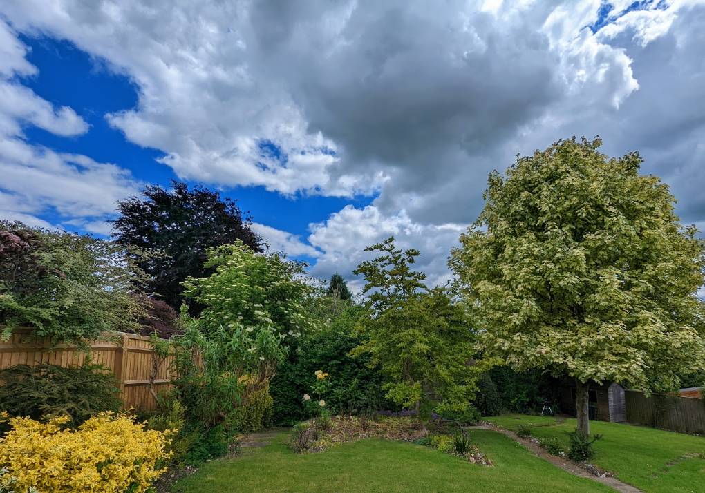 Berkhamsted, Herts, Fair weather in late May...