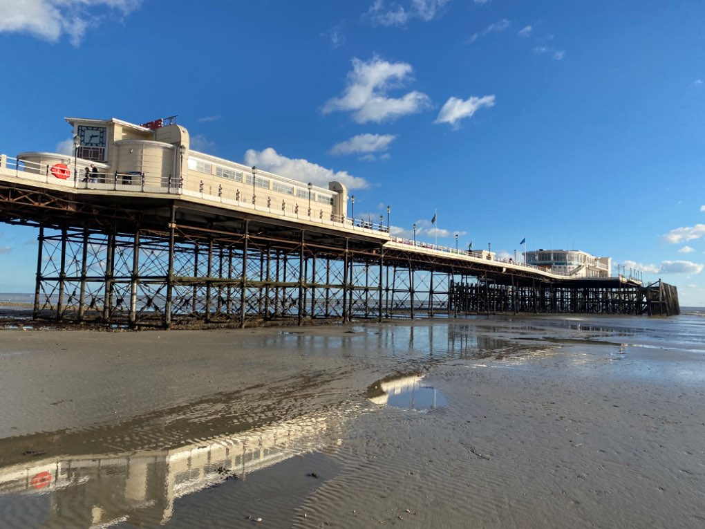, , Worthing pier at low tide. A gentle NW flow - a perfect winter day!...