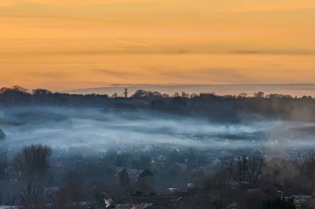 Hertfordshire mist Berkhamsted, Herts,, sent by Brian Gaze