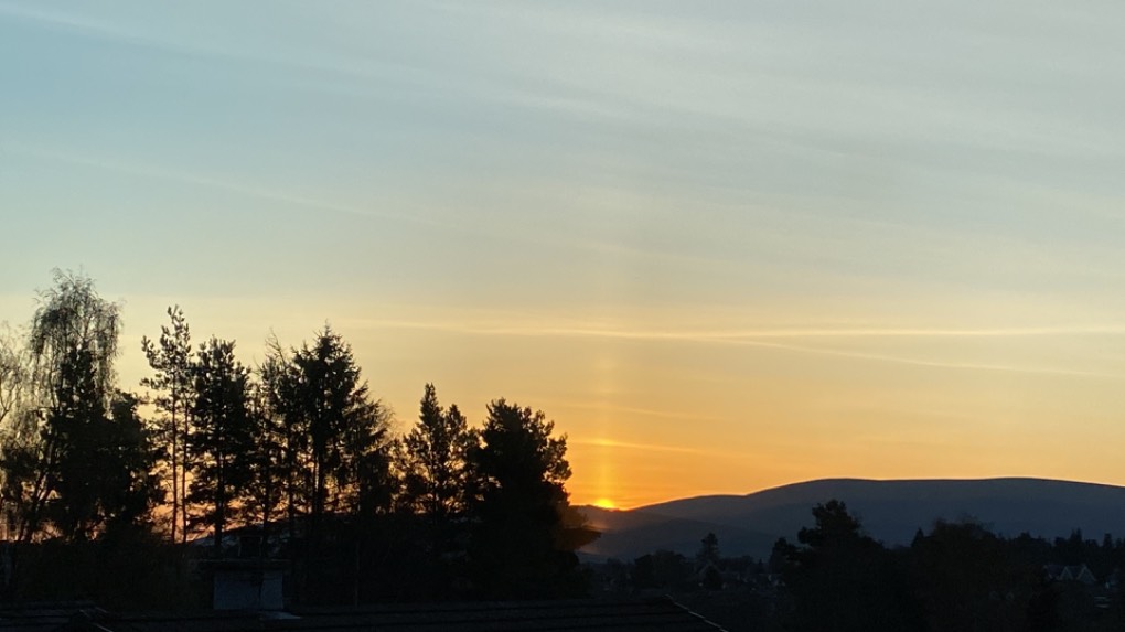 Grantown on Spey, Moray, Another sun pillar (from Wednesday 19th). Don’t think it’s my dirty window!...