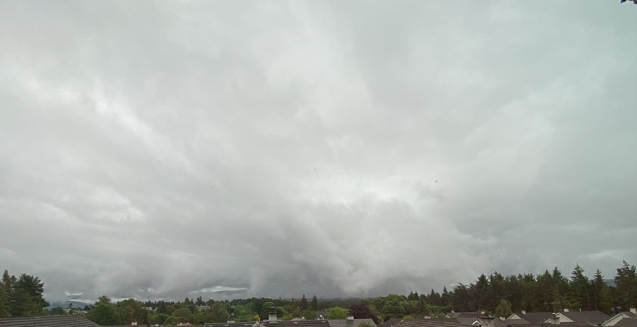 Grantown on Spey, Moray, Cloud now creeping lower down…....