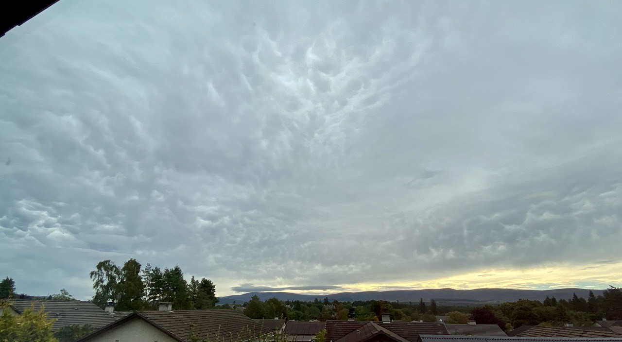 Grantown on Spey, Highlands, Unusual clouds this morning ...