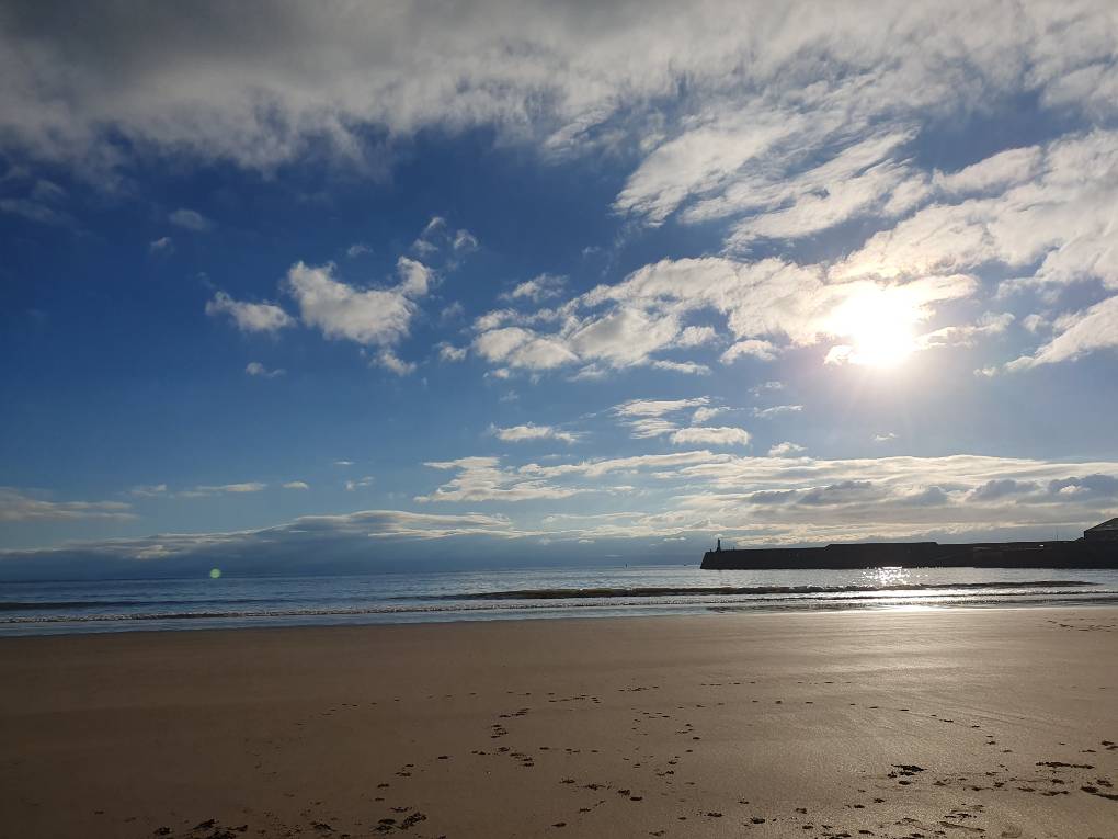 Newton Beach, Bridgend, Sunny day ...