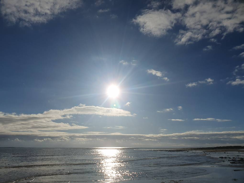 Porthcawl, Bridgend, Mild winter...