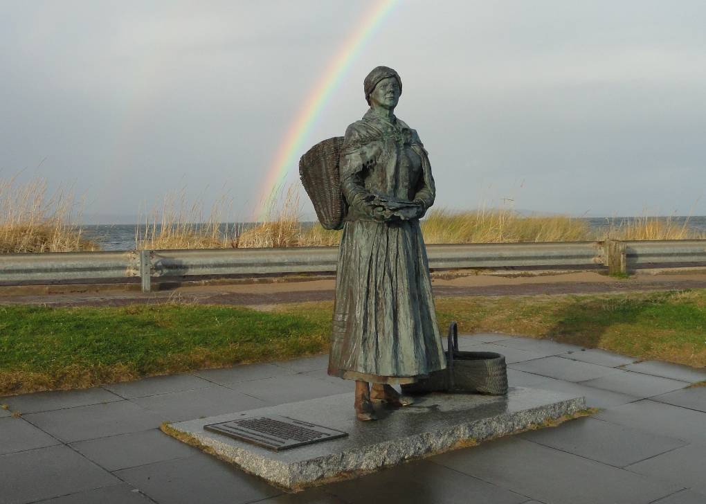 Nairn, Moray, Statue, Fish Wife, 26th Jan '16...