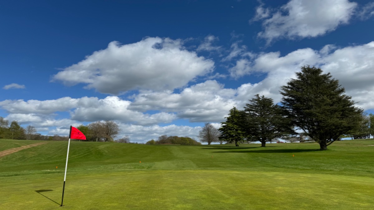 Midhurst, , Beautiful but breezy in a crystal clear NW flow at Cowdray Park golf club...