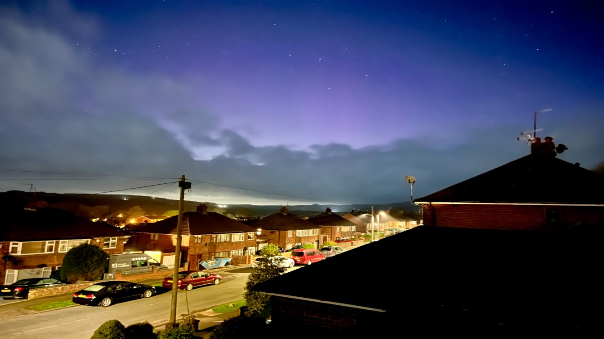 Aurora showed up just at bedtime,quick shot on the phone through the skylight. Leek, Staffordshire,Uk, sent by toppiker60
